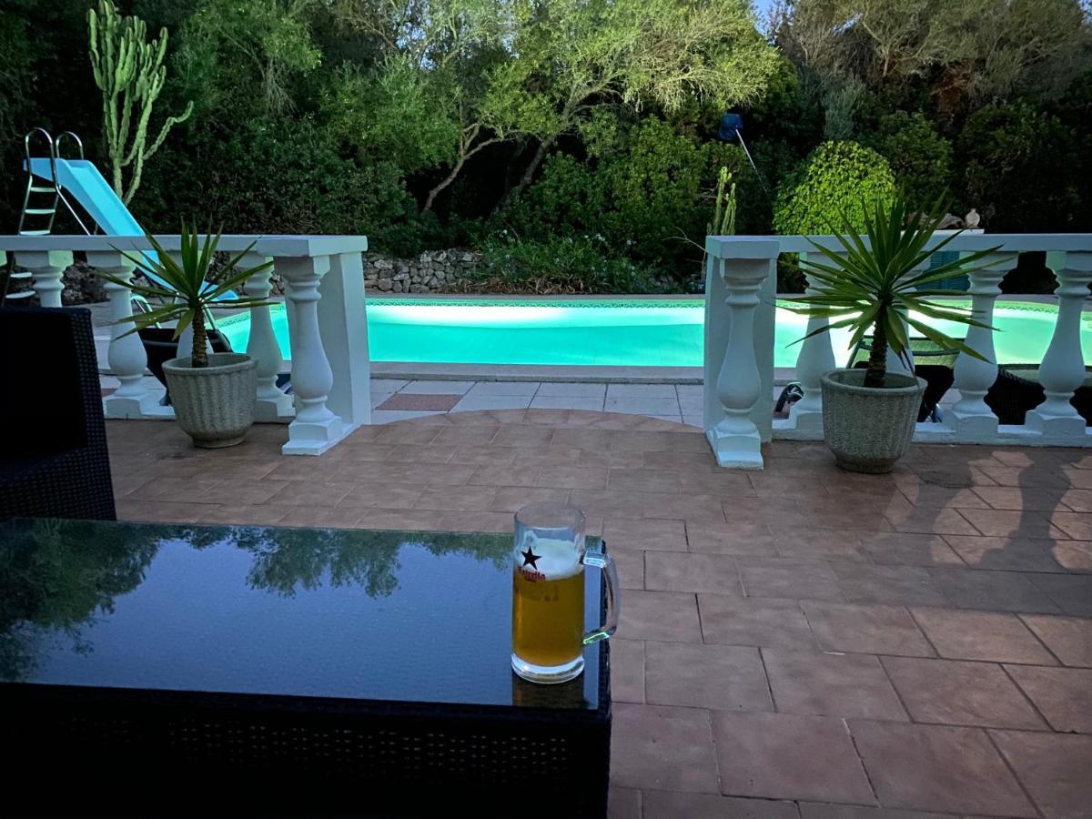 Villa Cecylia Es Canutells Eksteriør bilde